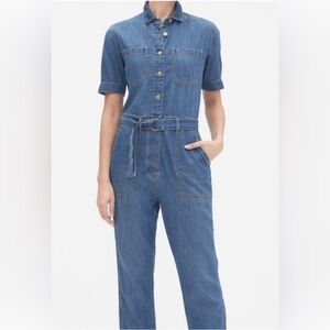Gap Denim Jumpsuit Short Sleeved Light Wash